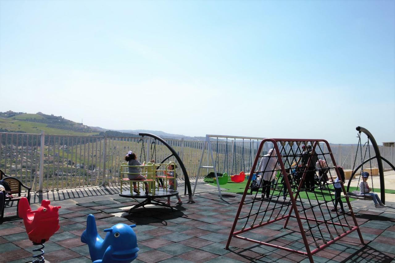 Sindyan Resort Amman Luaran gambar